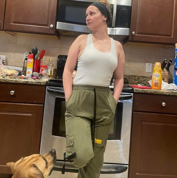 Meet your Posher, Shannon - Picture 1 of 8